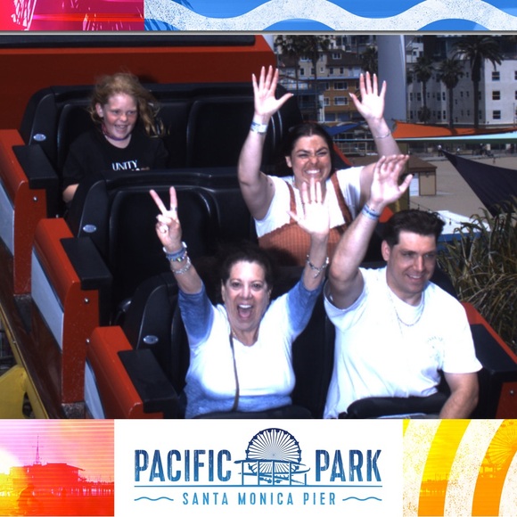 Meet your Posher, Andrea - Picture 2 of 3